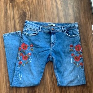 Zara Blue Skinny Jeans with Red Floral Embroidery